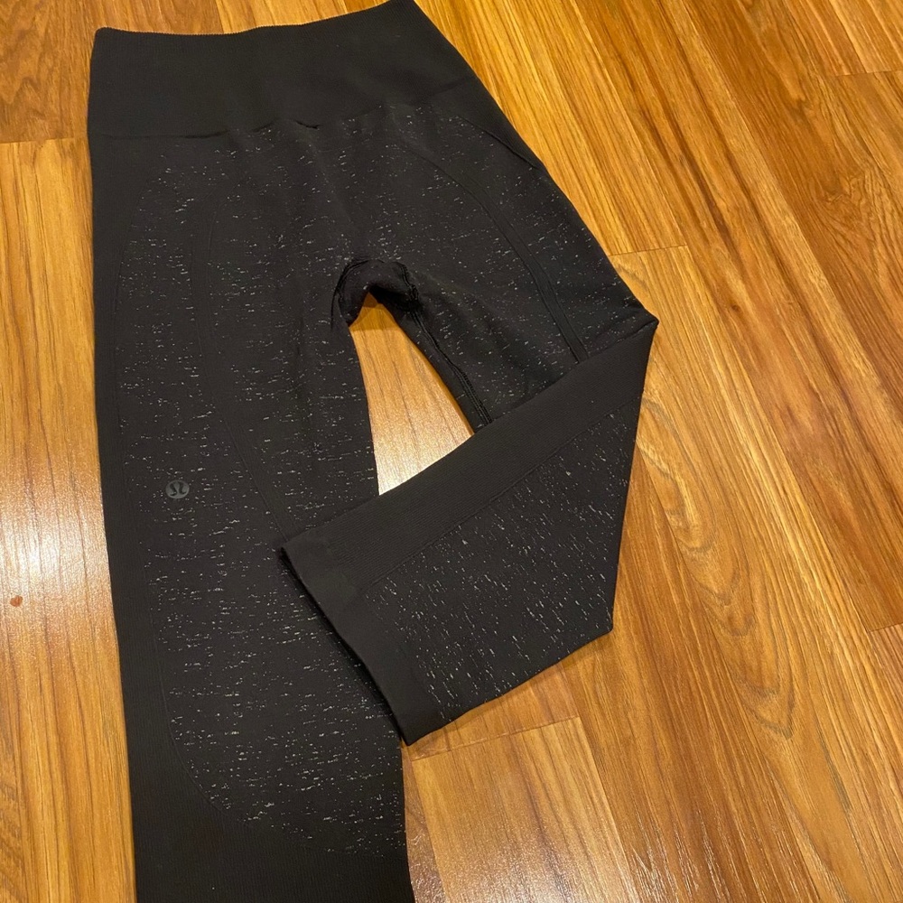 LULULEMON YOGA PANTS🌸